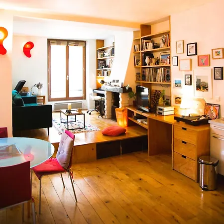 Apartment Spacieux Et Design - Marais Paris